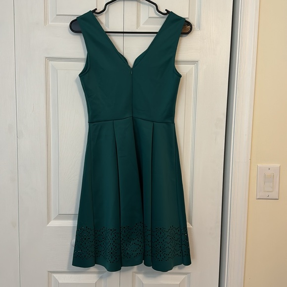 Emerald green lace cutout dress from Francesca’s- size S. - Picture 2 of 6